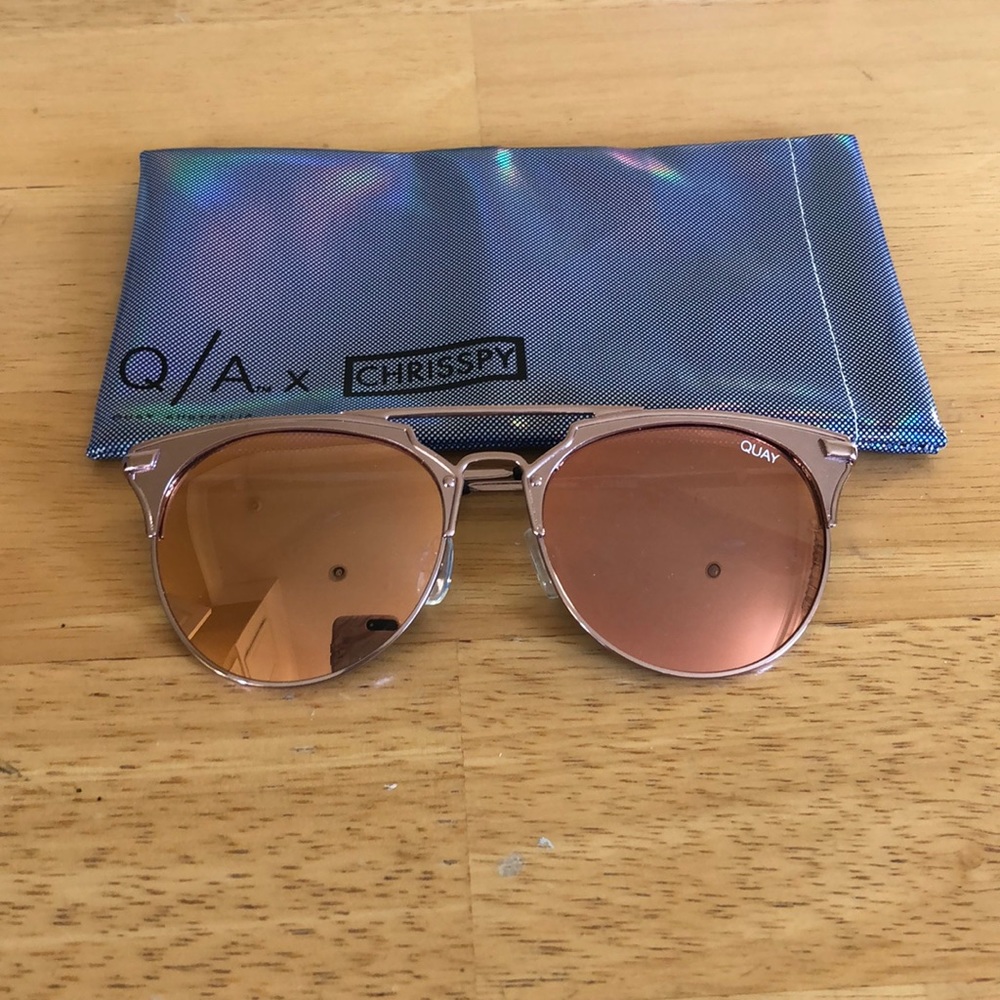 Quay rose gold sunglasses
